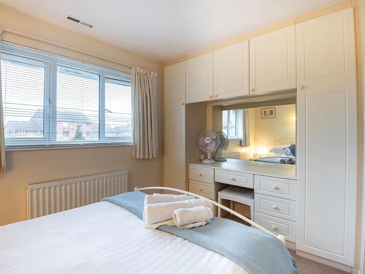 Taverner - Self Catering Holiday Home Close To Poole Quay Экстерьер фото