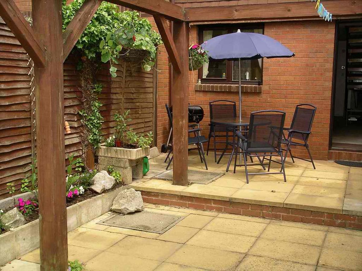 Taverner - Self Catering Holiday Home Close To Poole Quay Экстерьер фото